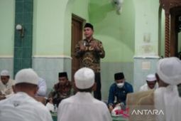 Bupati minta seluruh SKPD dan Camat tindak lanjuti aspirasi masyarakat