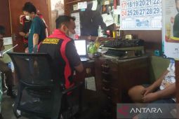 Kejari Kota Cirebon periksa distributor minyak goreng dalami kasus korupsi