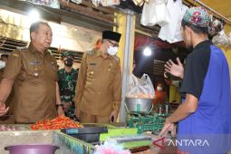 Sidak pasar, Bupati Jember sebut kenaikan harga bahan pokok masih wajar