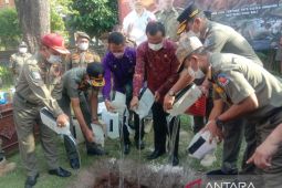 Pemprov Bali musnahkan 485 liter arak gula pasir di Karangasem