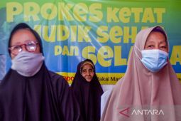 Vaksinasi COVID-19 untuk pemudik di rest area