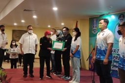 Lepas atlet Jatim menuju SEA Games Vietnam, ini pesan Gubernur Khofifah