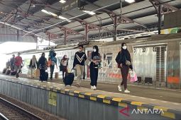 KAI Daop 3 Cirebon jelaskan aturan terbaru naik kereta jarak jauh