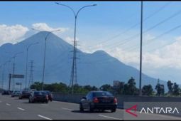 Sebanyak 256.540 kendaraan tinggalkan Surabaya pada H-4 Lebaran