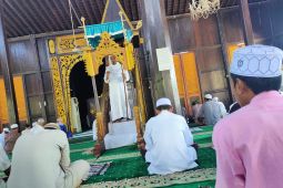 Khatib : Membaca Qur'an bagaikan berdagang yang tiada rugi