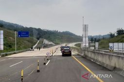 Akses Tol Cisumdawu menuju kota Sumedang dibuka antisipasi kemacetan