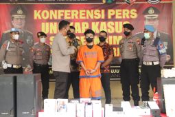 Polresta Sidoarjo sita 404 unit ponsel rekondisi dari pria asal Batam