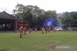 Sandiaga Uno dan cucu Jokowi meriahkan Solo Menari