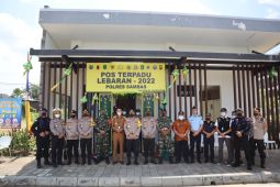 Kapolda Kalbar tinjau pengamanan Lebaran 2022 hingga di perbatasan Aruk