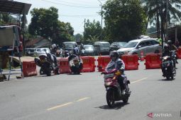 Polresta Bandung lima kali alihkan arus di Nagreg atasi macet jalur selatan