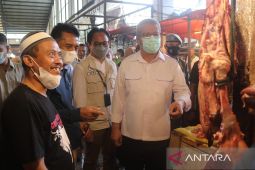Harisson pantau harga dan stok bahan pokok di pasar