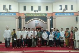 UPZ DKM Al-Ikhlas dan Musholla Al-Hidayah TMI 1 Kota Serang salurkan ZIS