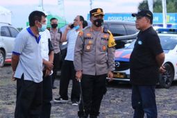 Bupati Jembrana sambangi pemudik yang antre di Pelabuhan Gilimanuk