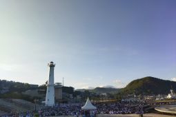 Umat Islam laksanakan Shalat Id perdana  di Waterfront City Labuan Bajo