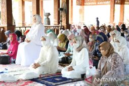 Bupati Purwakarta ajak masyarakat tetap menjaga tali silaturahmi