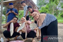 Sejumlah warga Batam pilih pulau penyangga untuk liburan