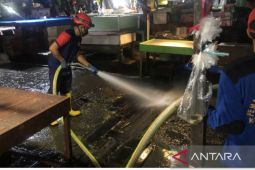 Pemkot Samarinda gelar kegiatan bersih pasar  H+3 Lebaran