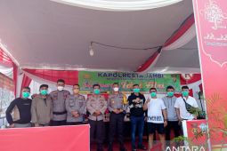 Pemudik gunakan fasilitas pelayanan terpadu untuk beristirahat di Jambi