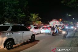 Pengendara dari arah Bandung ke Cianjur diberlakukan dua jalur