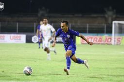 PSIS perpanjang kontrak  Rachmad Hidayat