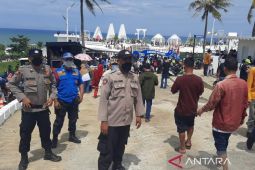 Sejumlah tempat wisata di selatan Cianjur dipadati pengunjung