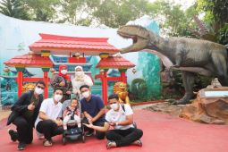 Gubernur Khofifah ajak cucu dan keluarganya berwisata ke Jatim Park 3