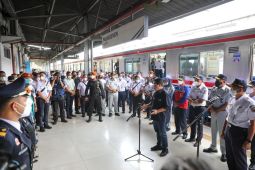 Tinjau arus mudik Stasiun Senen, Erick Thohir sebut kepadatan makin berkurang