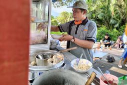 Wisata buatan di Kota Rantau Kalsel jadi magnet ekonomi untuk PKL saat Lebaran