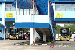 Arus balik H+2 antarprovinsi di Terminal Gambut Barakat Kalsel naik