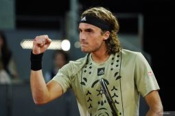 Tsitsipas selamat dari ketakutan  pada putaran pertama di Paris