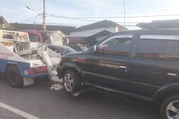 2 mobil terlibat kecelakaan di jalur Puncak Bogor