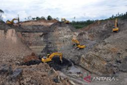 Ekonom: Saatnya Kalsel mengurangi ketergantungan pada sektor tambang