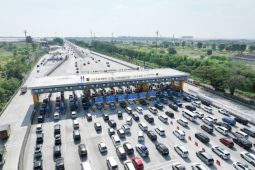 Arus Balik  --  One-way, contraflow schemes implemented on Jakarta-Cikampek Toll Road