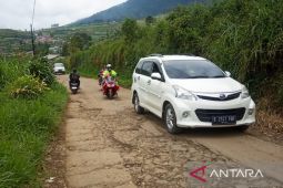 Jalur Puncak II tetap jadi solusi macet di jalur utama Puncak