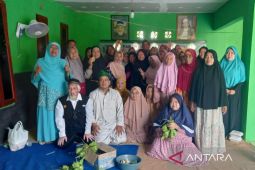 Warga Bojong Bogor gelar Lebaran Ketupat