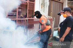 Dinkes Bangka Barat ajak warga bersihkan lingkungan untuk cegah DBD