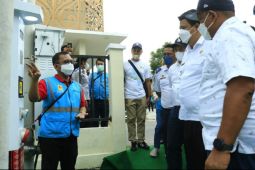 Pelabuhan Simanindo Samosir dilengkapi  anjungan listrik mandiri