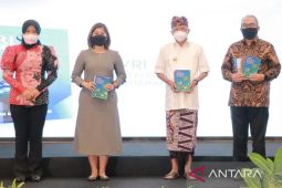 Gubernur: lestarikan budaya Bali untuk tarik wisatawan