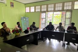 Kayong Utara: Penyelesaian ketenagakerjaan diselesaikan melalui forum tripatrit