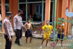 Banjir rob melanda perkampungan nelayan di Sumenep