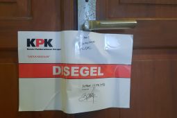 KPK geledah Balai Kota Ambon, penyidikan kasus wali kota terus berlanjut