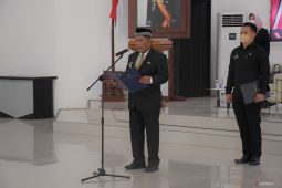 Bupati Kayong Utara lantik Hilaria Yusnani jabat Sekda Kayong Utara