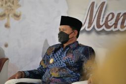 Wali Kota Madiun imbau warga lansia dan pemilik komorbid tetap bermasker
