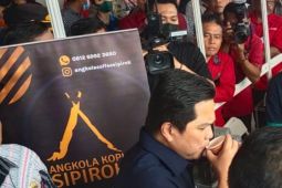 Menteri BUMN Erick Thohir seruput Kopi Arabika Sipirok