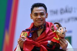 Eko Yuli Irawan raih perak di Kejuaraan Dunia Angkat Besi 2022