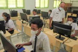 Hadirkan internet, INALUM bantu SMPN 2 Pintu Pohan hadapi perkembangan zaman