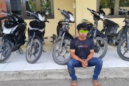 Pencuri sepeda motor ditangkap setelah terjatuh saat kabur