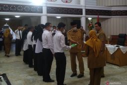 Penyerahan SK, Gubernur: ASN jangan kampungan