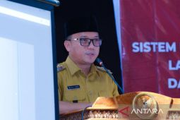 Bupati Morut perintahkan OPD gerak cepat tangani aduan warga