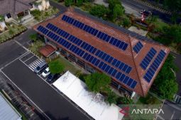 PLN kembangkan PLTS berkapasitas 400 kWp di Tol Bali Mandara